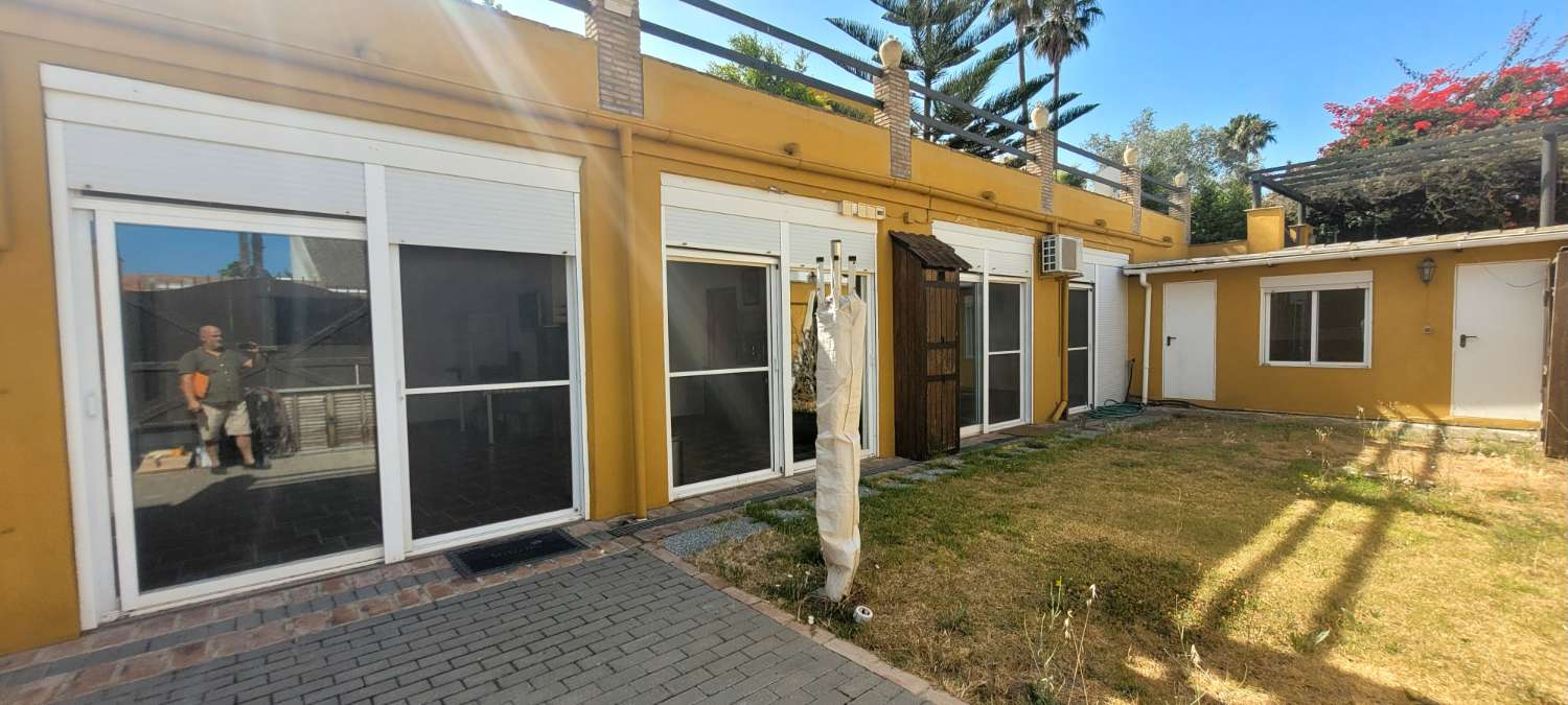 Chalet te koop in Bonanza-Avda de Huelva-Bº Andalucia (Sanlúcar de Barrameda)