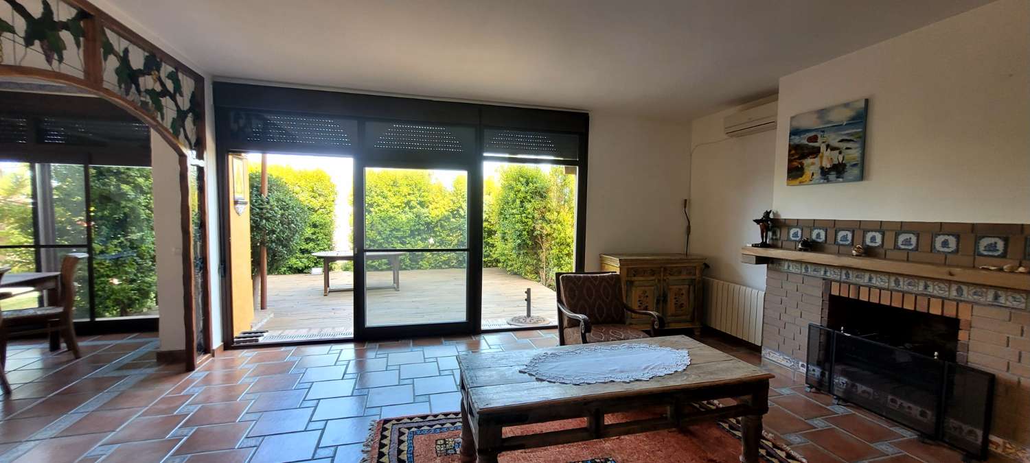 Chalet te koop in Bonanza-Avda de Huelva-Bº Andalucia (Sanlúcar de Barrameda)