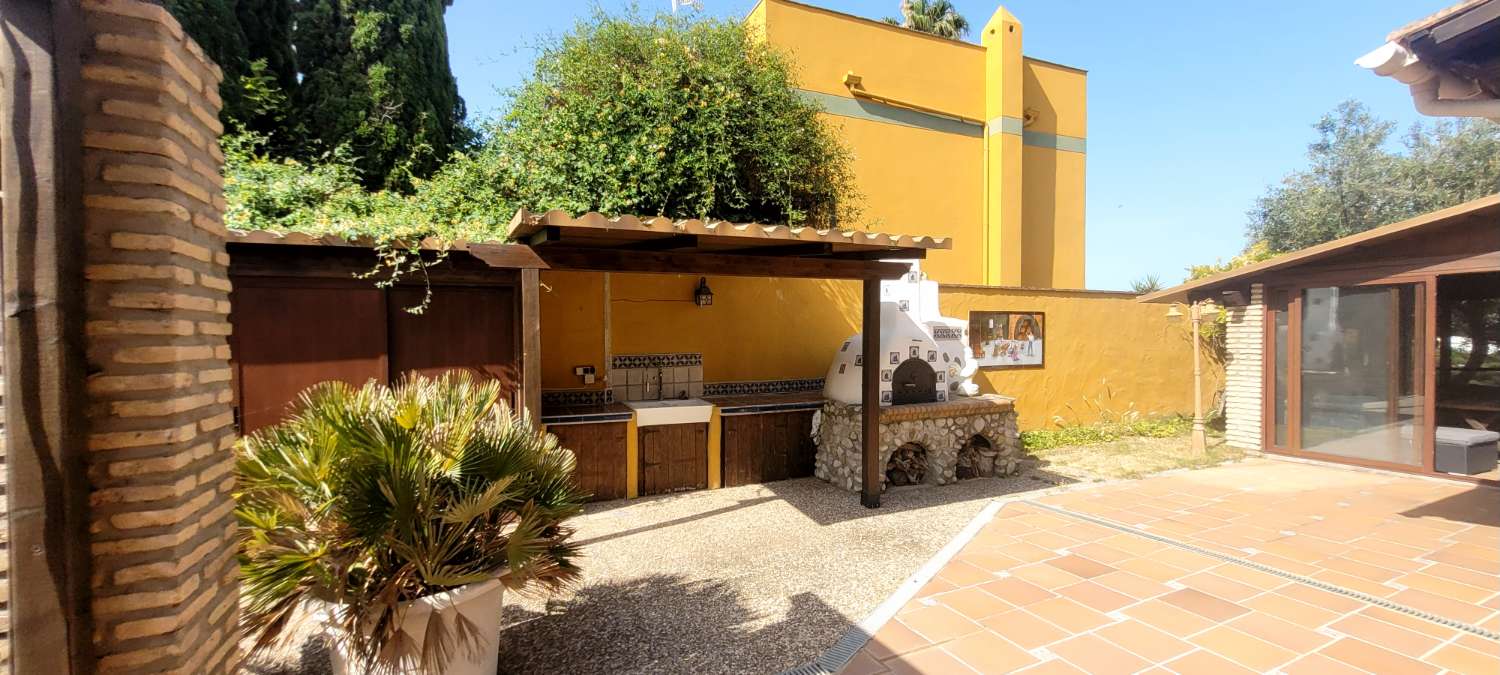 Chalet te koop in Bonanza-Avda de Huelva-Bº Andalucia (Sanlúcar de Barrameda)