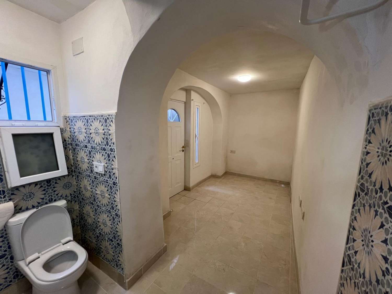 SE VENTE INTERESANTE PISO + LOCAL EN PLANTA BAJA EN PLENO BARRIO ALTO ANTIGUO DE SANLUCAR DE BARRAMEDA