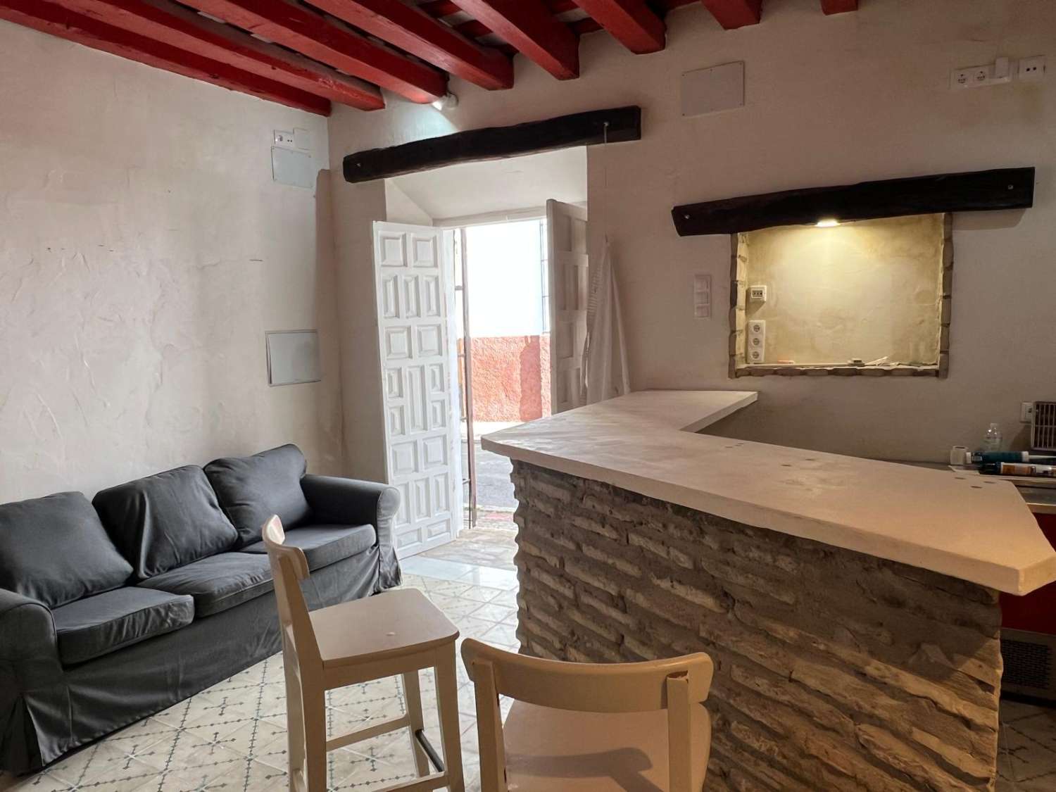 SE VENTE INTERESANTE PISO + LOCAL EN PLANTA BAJA EN PLENO BARRIO ALTO ANTIGUO DE SANLUCAR DE BARRAMEDA