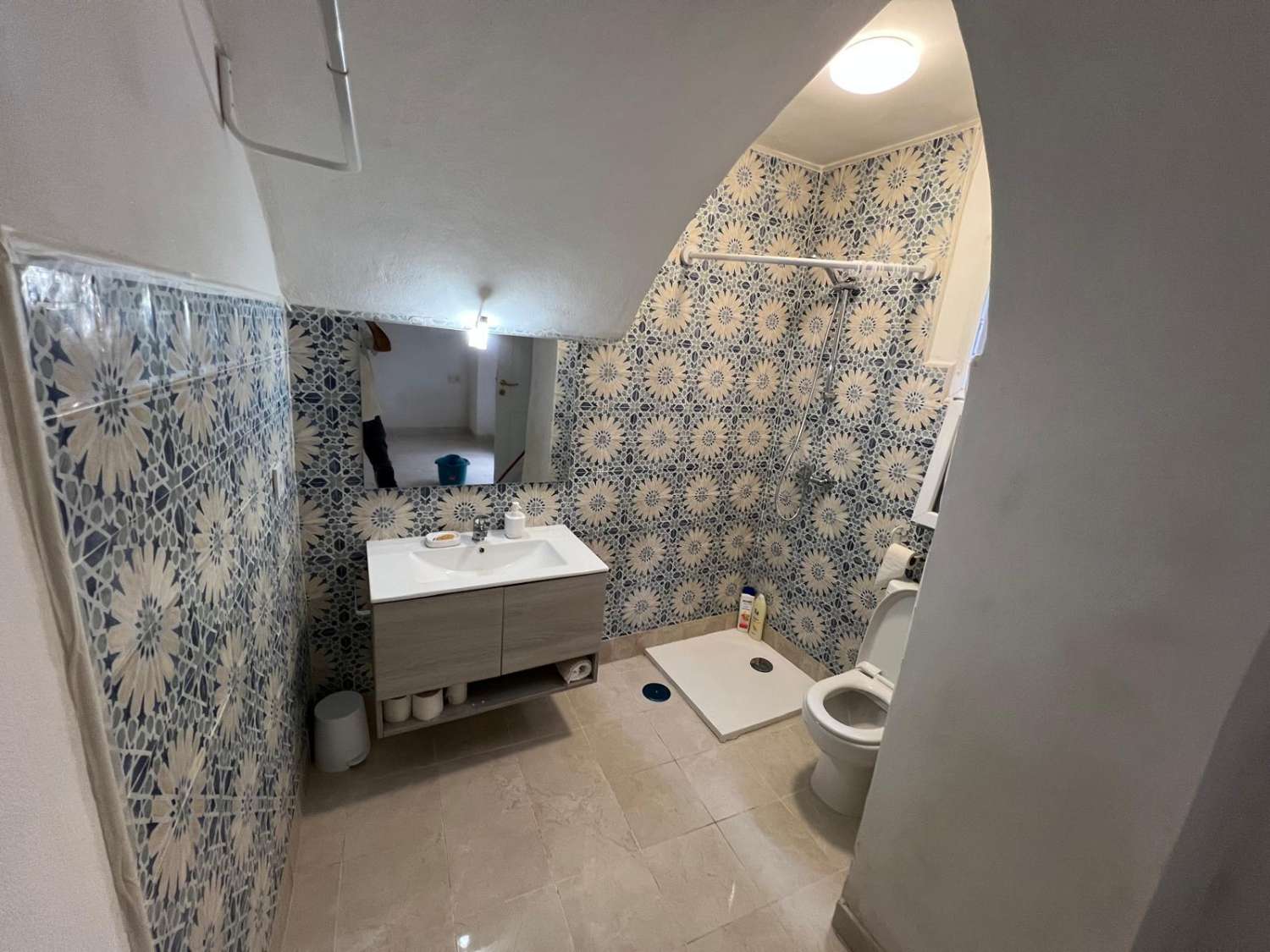 SE VENTE INTERESANTE PISO + LOCAL EN PLANTA BAJA EN PLENO BARRIO ALTO ANTIGUO DE SANLUCAR DE BARRAMEDA