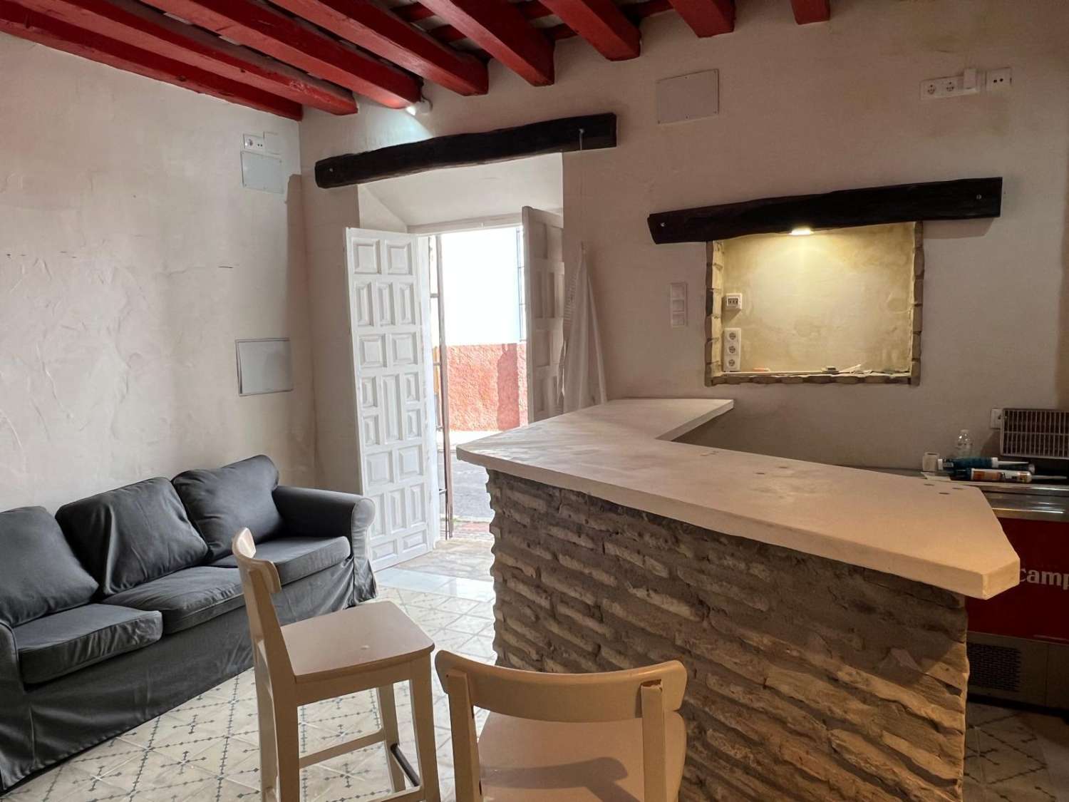 SE VENTE INTERESANTE PISO + LOCAL EN PLANTA BAJA EN PLENO BARRIO ALTO ANTIGUO DE SANLUCAR DE BARRAMEDA