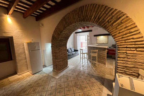 SE VENTE INTERESANTE PISO + LOCAL EN PLANTA BA...