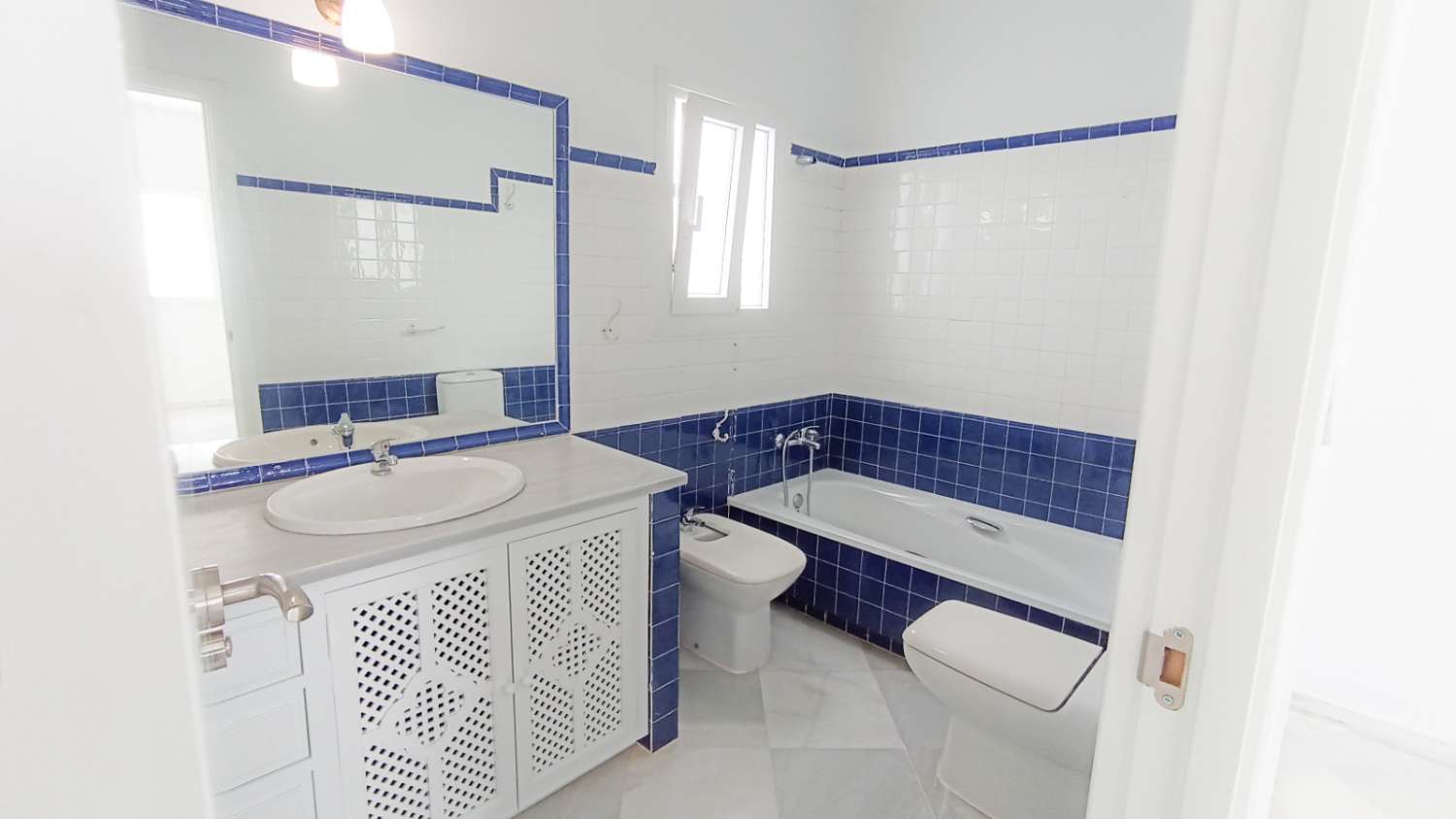 Dům v prodeji in Sanlúcar de Barrameda