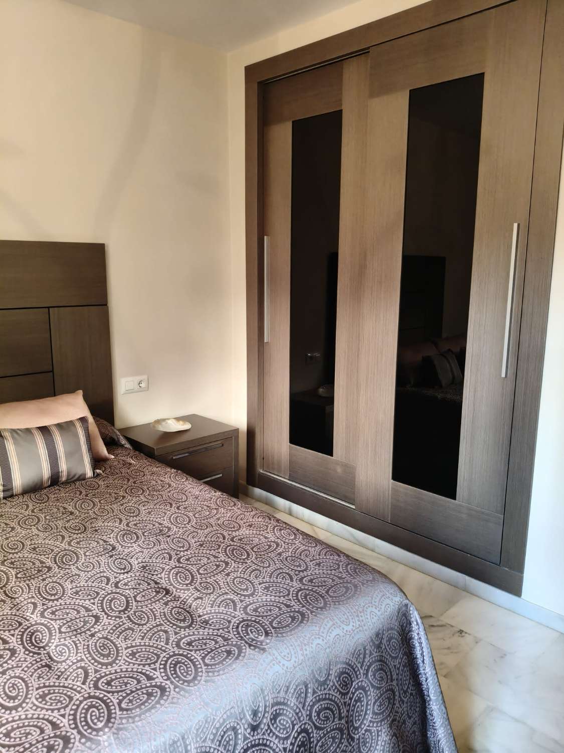 SE VENDE ESTUPENDO PISO BAJO Y CÉNTRICO DE 2 DORMITORIOS A 5 MIN DE LA PLAYA EN SANLÚCAR DE BARRAMEDA