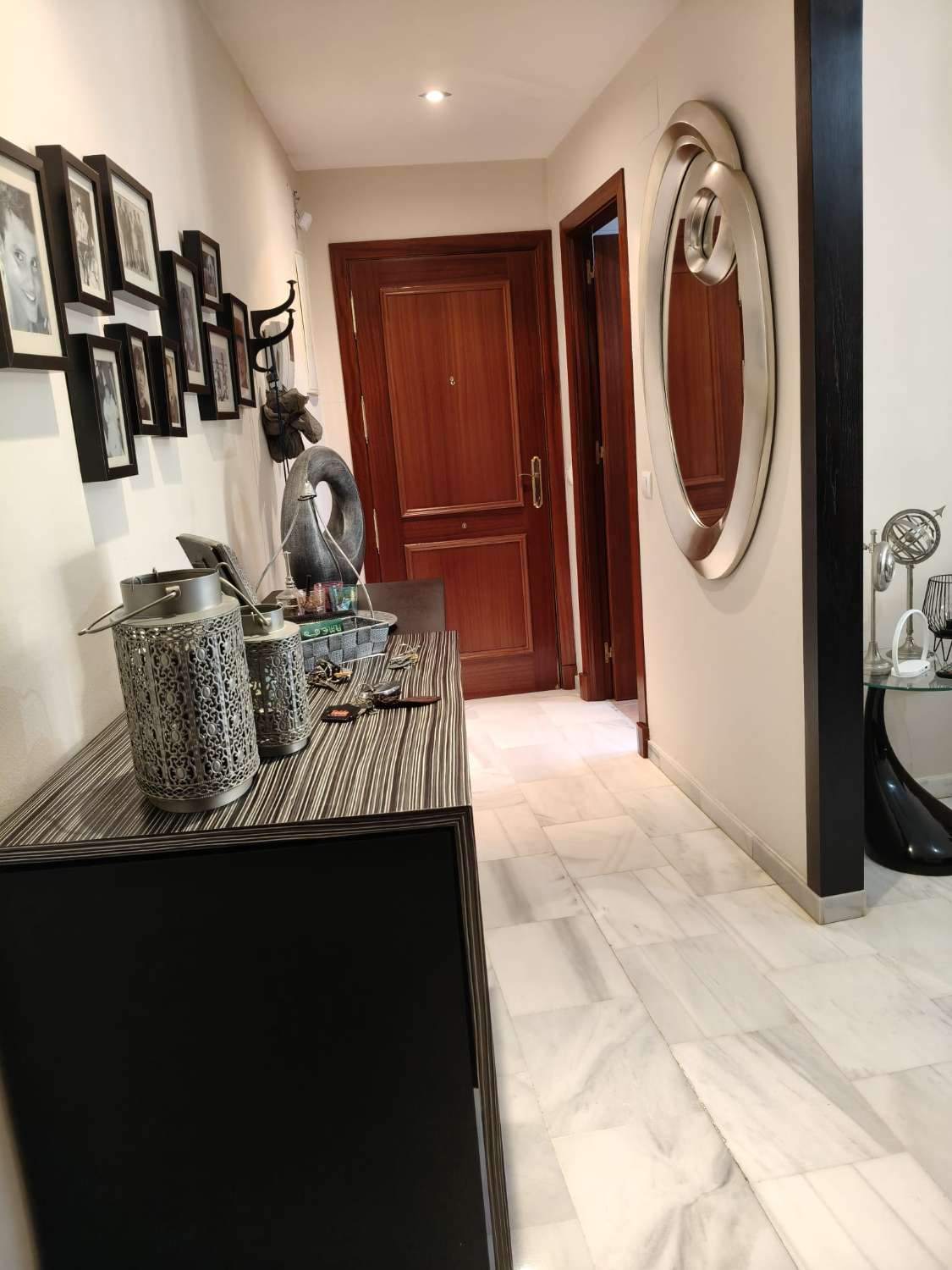 SE VENDE ESTUPENDO PISO BAJO Y CÉNTRICO DE 2 DORMITORIOS A 5 MIN DE LA PLAYA EN SANLÚCAR DE BARRAMEDA