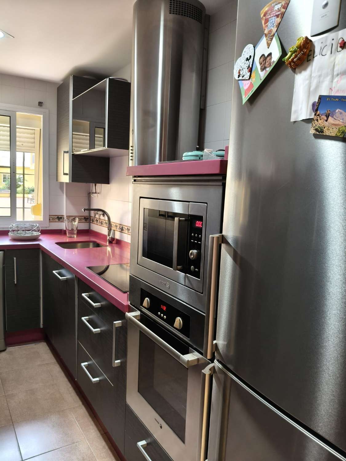 SE VENDE ESTUPENDO PISO BAJO Y CÉNTRICO DE 2 DORMITORIOS A 5 MIN DE LA PLAYA EN SANLÚCAR DE BARRAMEDA