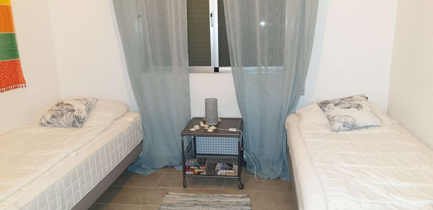 SE ALQUILA GRAN CHALET INDENDIENTE CON PISCINA EN ZONA CAMPO-PLAYA EN LA REYERTA ENTRE SANLUCAR Y CHIPIONA