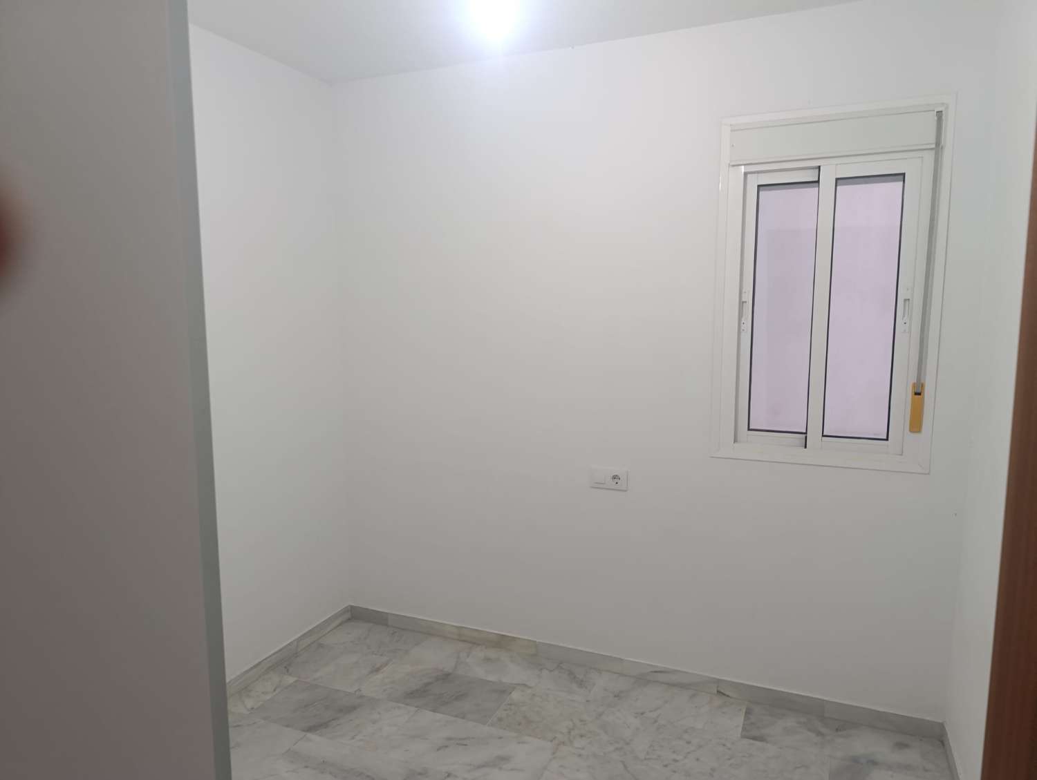 SE VENDE ESTUPENDO PISO DE 70 M2, 3 DORMITORIOS Y 1 BAÑO EN 1ª PLANTA SIN ASCENSOR EN BARRIO ALTO DE SANLÚCAR DE BARRAMEDA