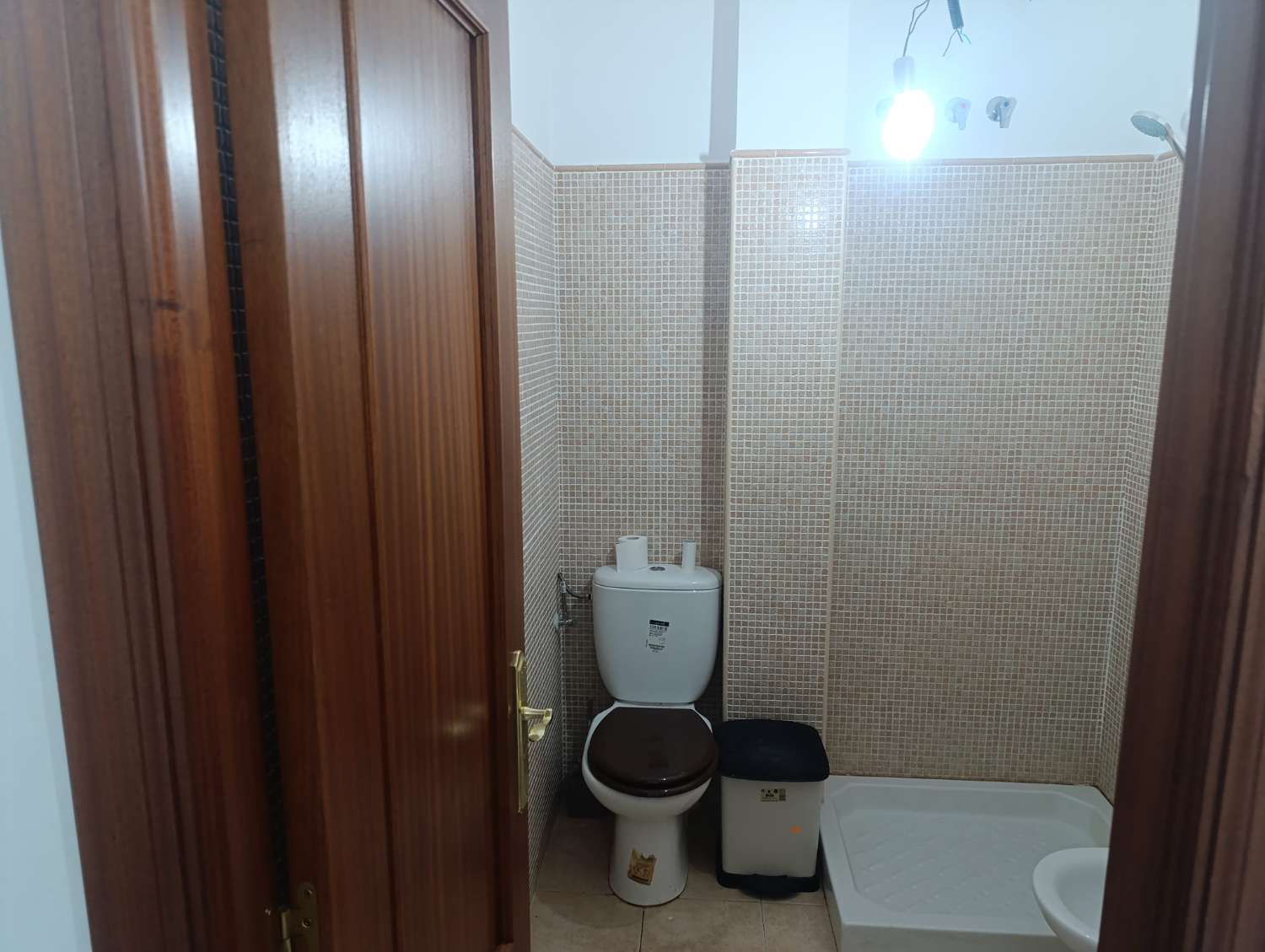 SE VENDE ESTUPENDO PISO DE 70 M2, 3 DORMITORIOS Y 1 BAÑO EN 1ª PLANTA SIN ASCENSOR EN BARRIO ALTO DE SANLÚCAR DE BARRAMEDA