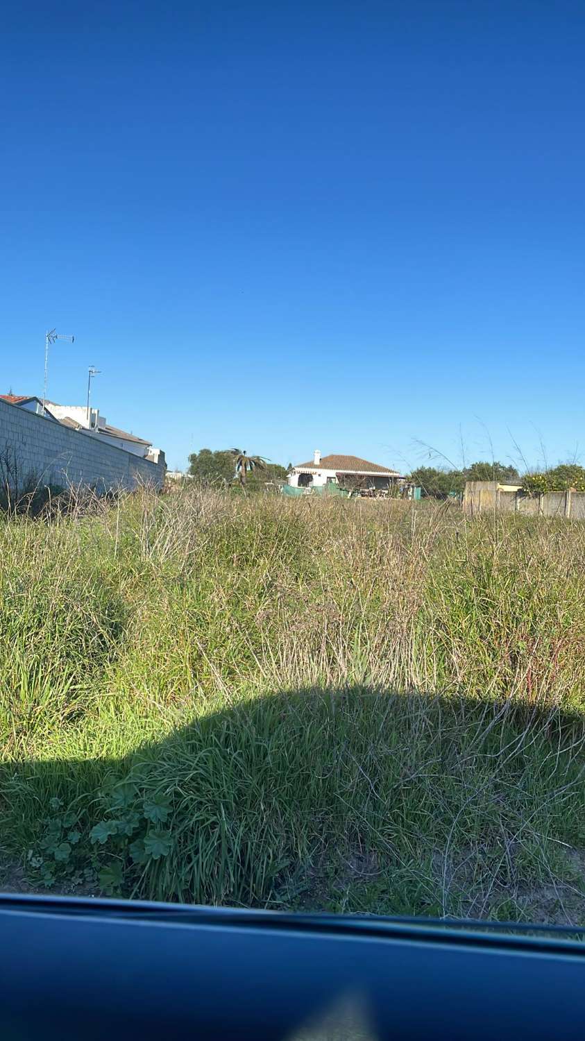 قطعة أرض للبيع في La Jara (Sanlúcar de Barrameda)