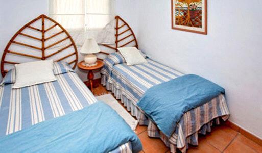 SE VENDE ESTUPENDO PISO DE 2 DORMITORIOS Y 2 BAÑOS CON GARAJE Y JARDIN Y PISCINA COMUNITARIOS EN LOMA DE MARTÍN MIGUEL SANLUCAR DE BARRAMEDA